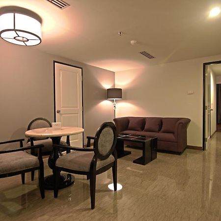 Hotel Diradja Cakarta Dış mekan fotoğraf
