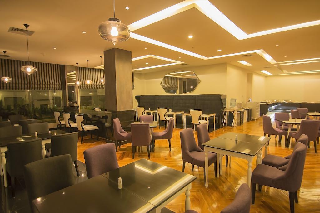 Hotel Diradja Cakarta Dış mekan fotoğraf