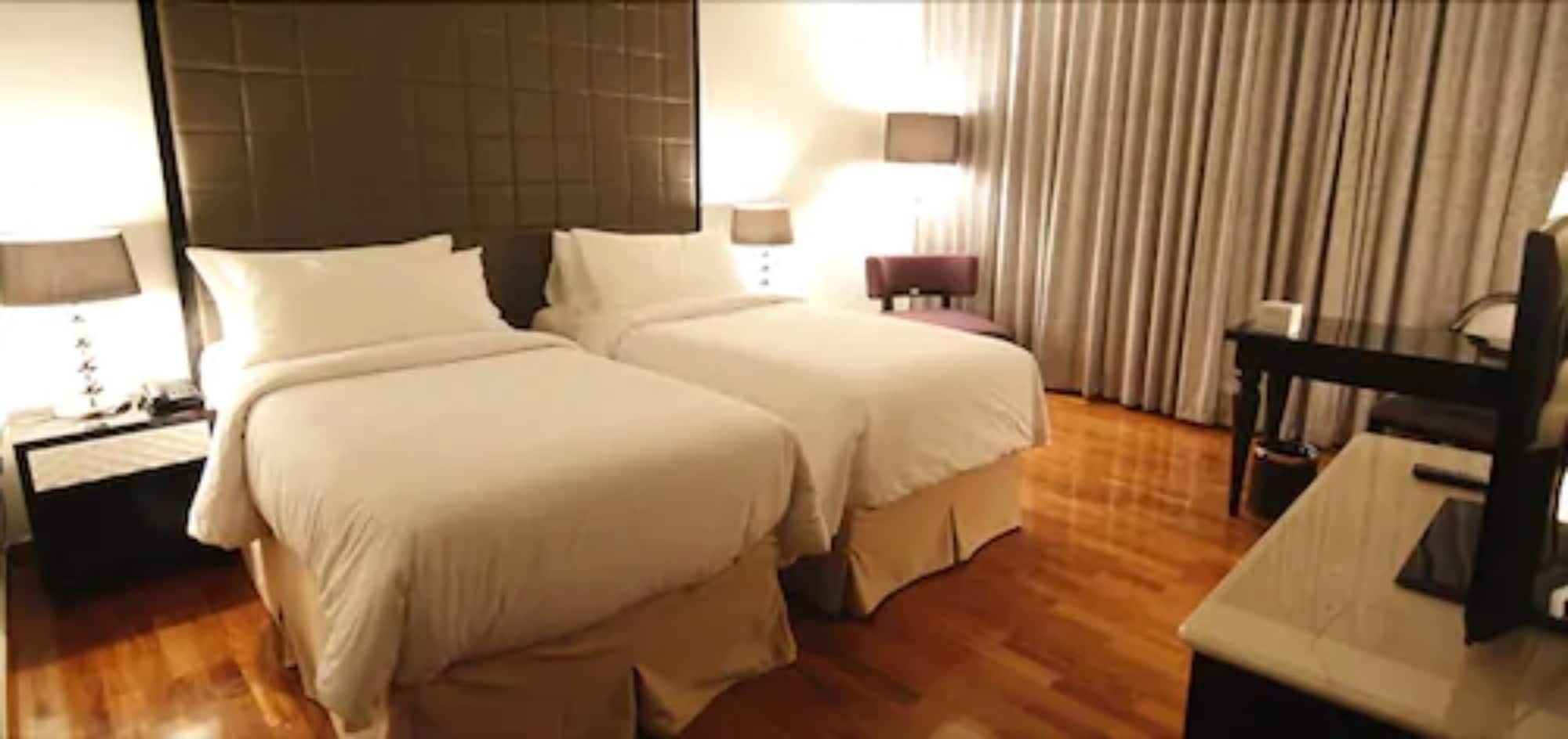 Hotel Diradja Cakarta Dış mekan fotoğraf