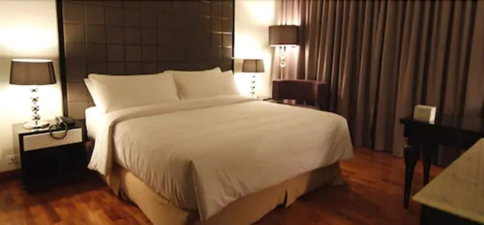 Hotel Diradja Cakarta Dış mekan fotoğraf