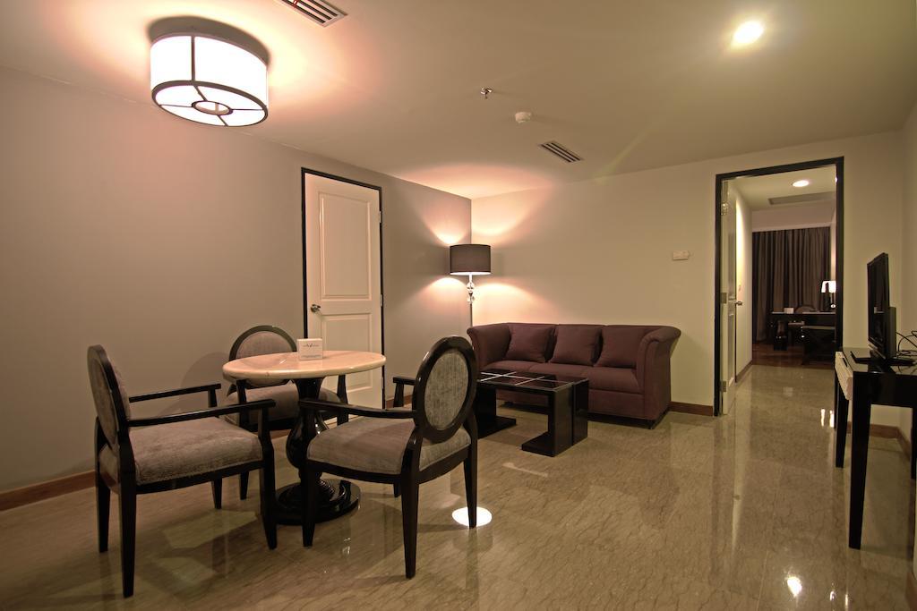 Hotel Diradja Cakarta Dış mekan fotoğraf